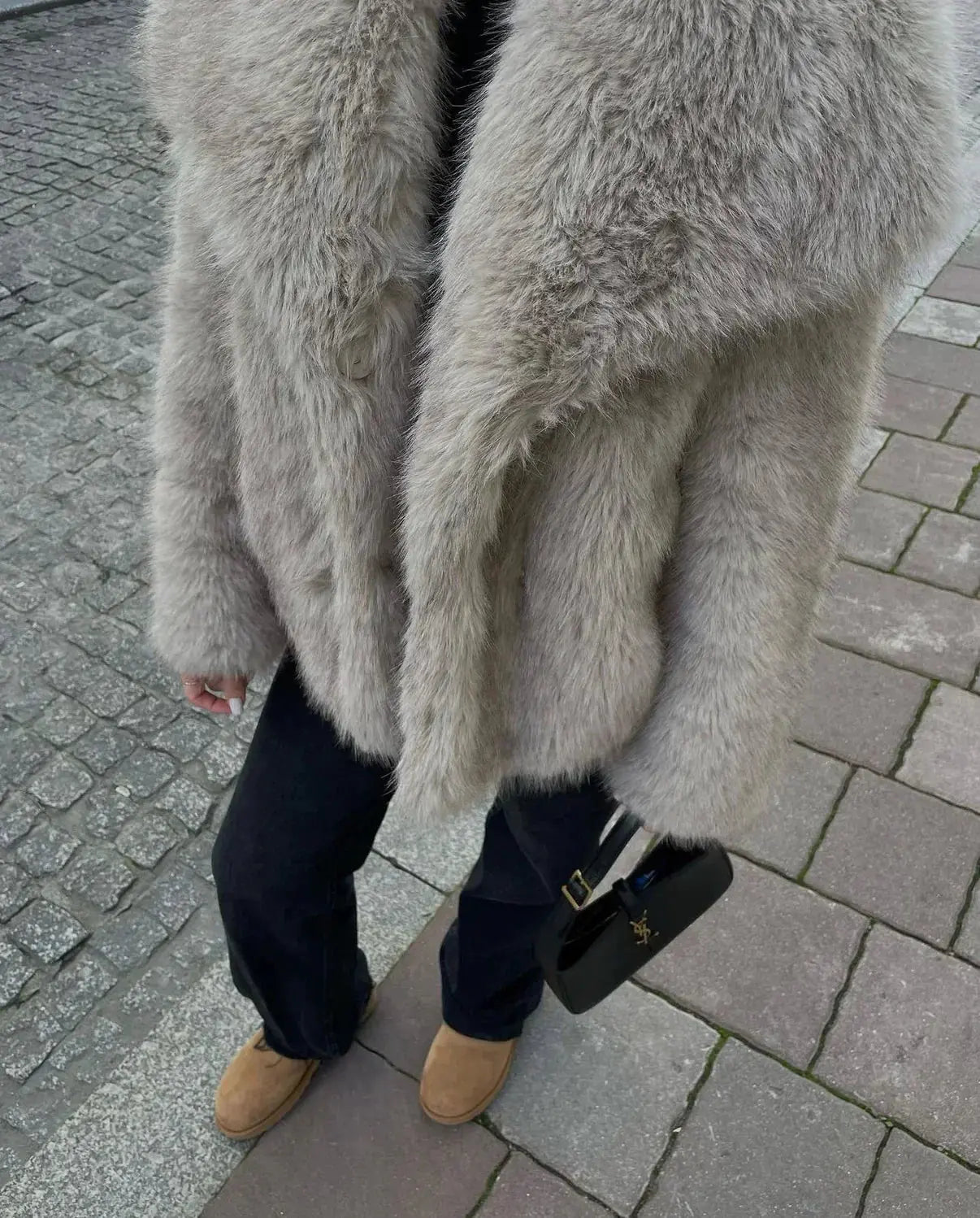 Yora™ | De Stijlvolle Fur Coat